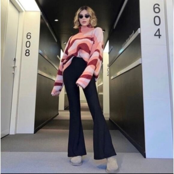 ZARA BLOGGER RED PINK RETRO MOD SWIRL JACQUARD KNIT MOCKNECK SWEATER TURTLENECK - Picture 3 of 13